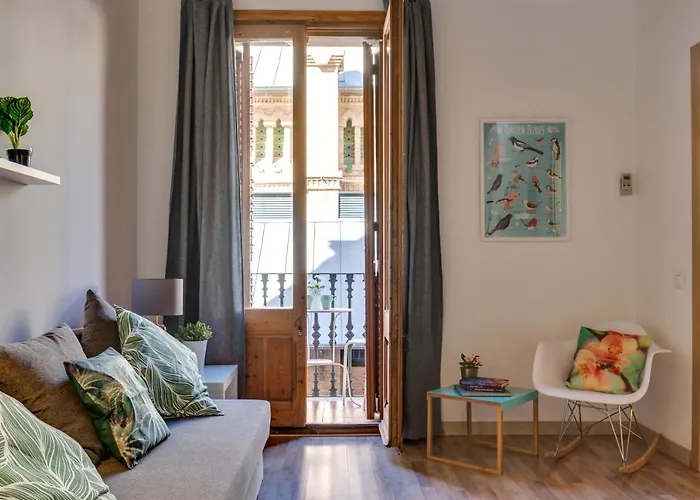 Charming & Convenient Apartment Near Plaza Espanya